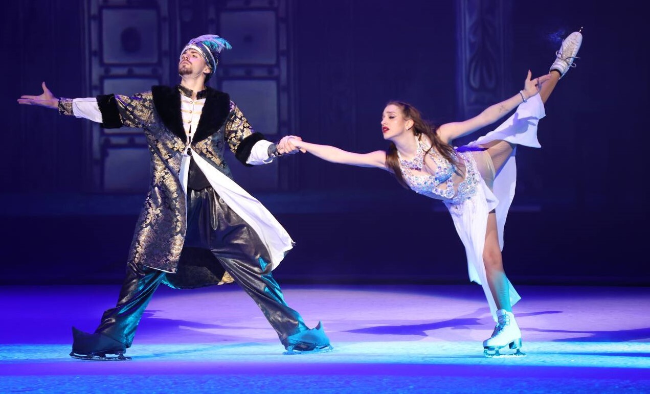 Aladdin and the famous stories from 1001 Nights on Ice